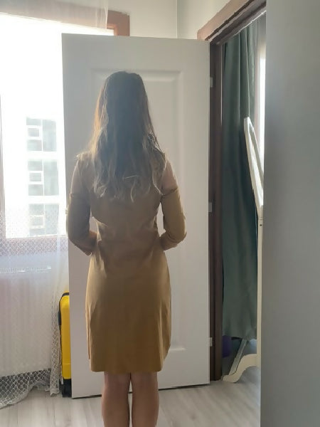 Taba kadife omzu açık elbise